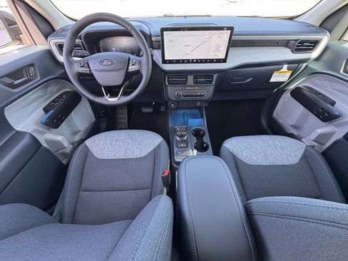 New 2026 Ford Maverick XLT image 25