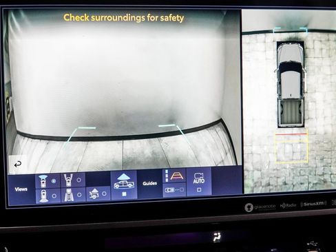 Used 2024 Toyota Tundra Limited image 30