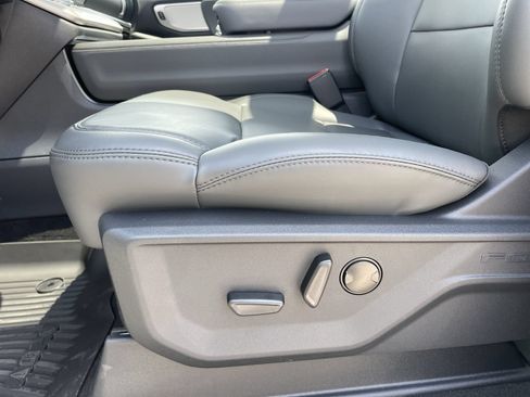 New 2026 Ford Expedition Active RWD image 21