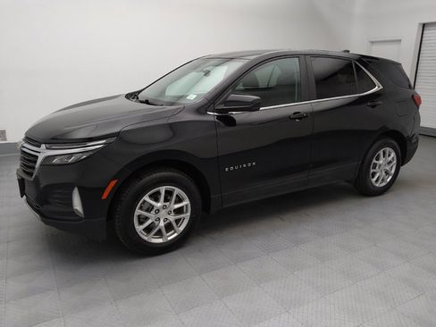 Used 2023 Chevrolet Equinox LT w/ Driver Convenience Package image 2