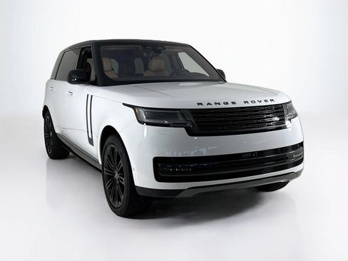 Used 2023 Land Rover Range Rover Long Wheelbase SE AWD/4WD image 7