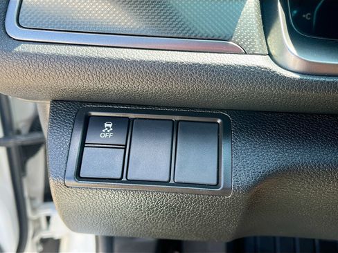 Used 2018 Honda Civic EX image 10