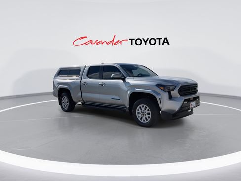 Certified 2024 Toyota Tacoma SR5 image 2