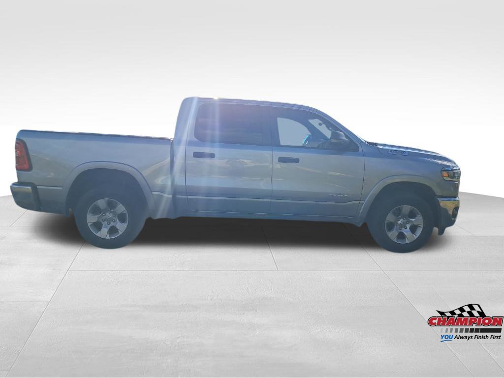 Used 2025 RAM 1500 Big Horn AWD/4WD image 8