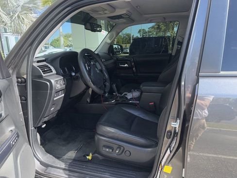 Used 2019 Toyota 4Runner Limited image 3