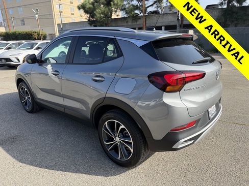 Certified 2023 Buick Encore GX Select w/ Safety Package II image 4