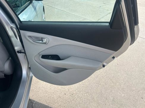 Used 2013 Dodge Dart SXT FWD image 13