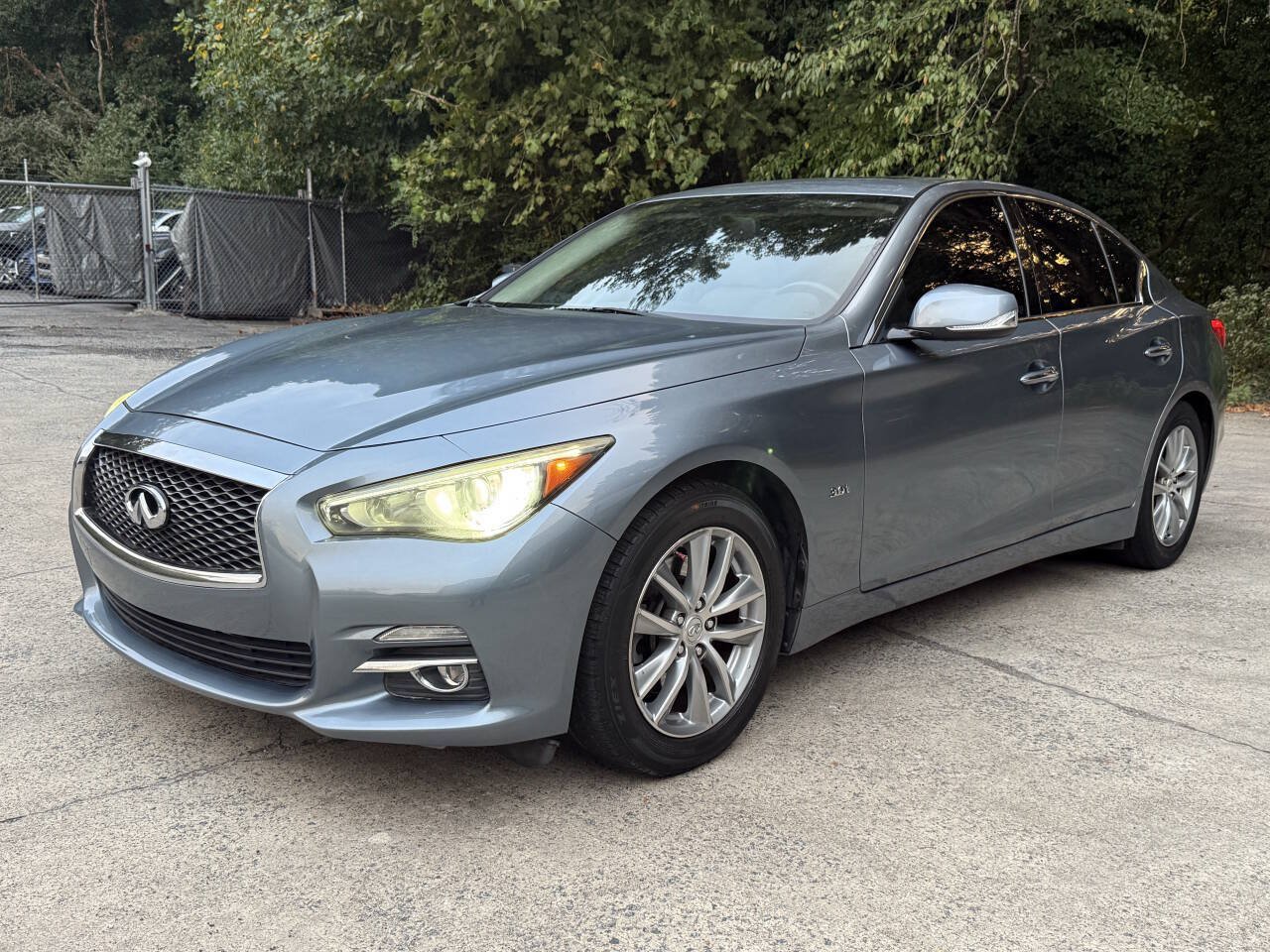 Used 2017 INFINITI Q50 3.0t Premium RWD image 1