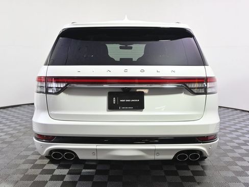 Used 2023 Lincoln Aviator Reserve w/ Equipment Group 201A AWD/4WD image 5