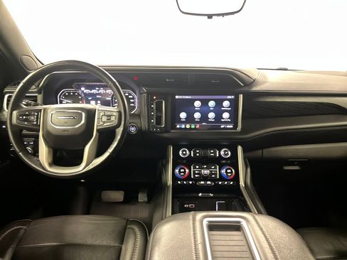 Certified 2021 GMC Yukon Denali w/ Denali Premium Package AWD/4WD image 18