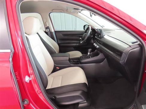 Used 2025 Honda CR-V LX image 33