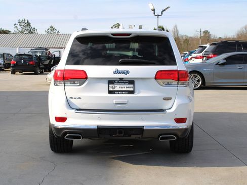 Used 2016 Jeep Grand Cherokee Summit image 6