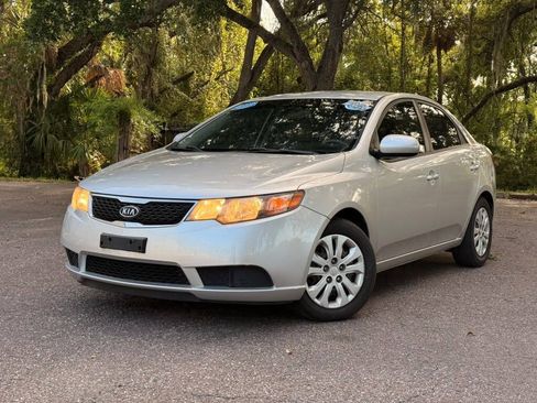 Used 2012 Kia Forte LX FWD image 1
