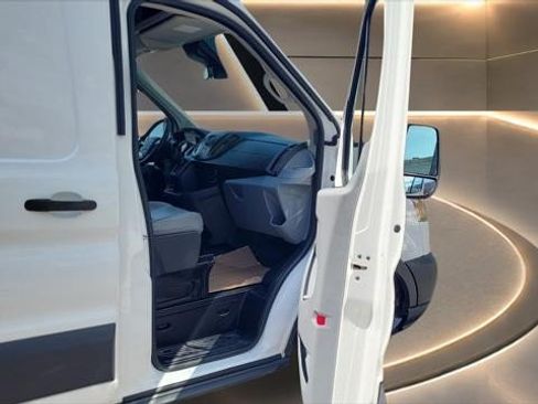 Used 2018 Ford Transit 250 148 High Roof Extended RWD image 11