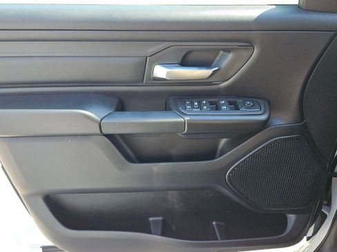 New 2026 RAM 1500 Express AWD/4WD image 23