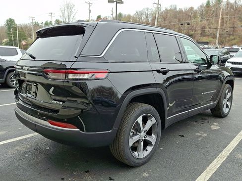 New 2026 Jeep Grand Cherokee Limited image 3