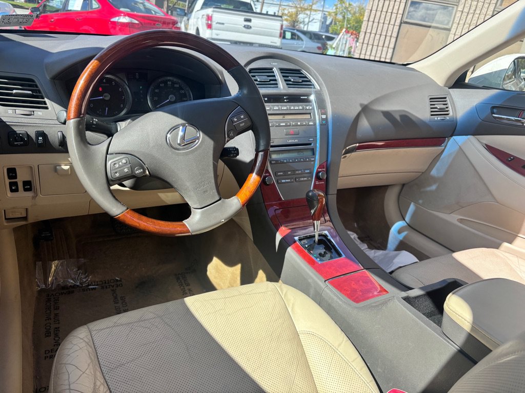 Used 2012 Lexus ES 350 FWD image 5