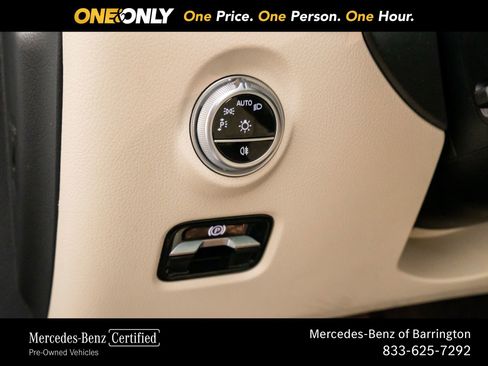 Used 2023 Mercedes-Benz C 300 4MATIC Sedan image 20