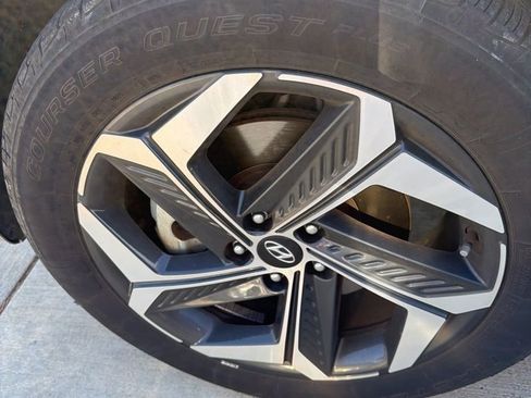 Used 2022 Hyundai Tucson Limited image 14