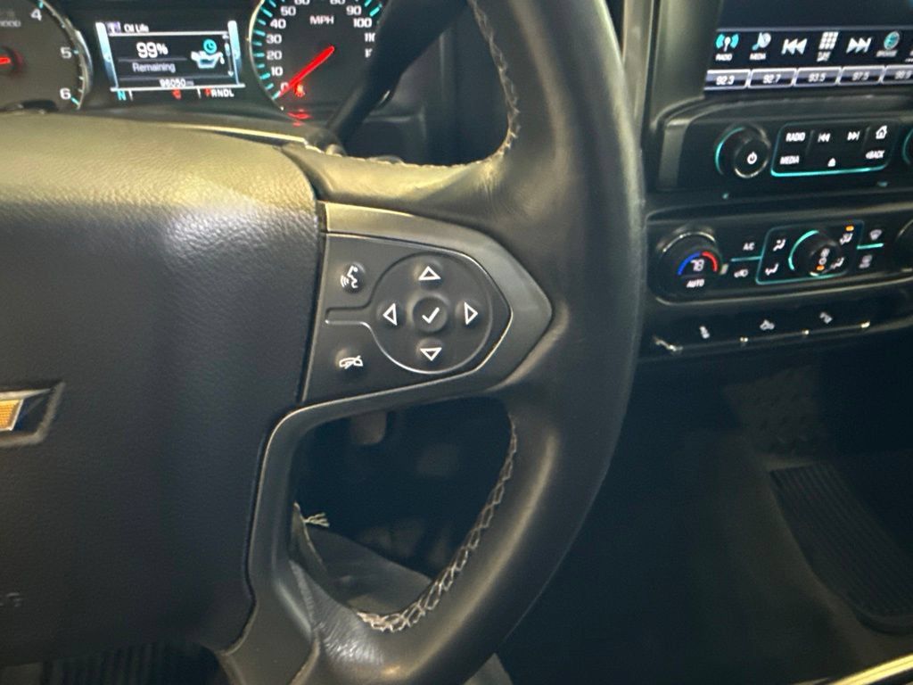 Used 2018 Chevrolet Silverado 1500 LT w/ All Star Edition AWD/4WD image 30