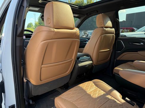 Used 2021 Cadillac Escalade Sport image 23