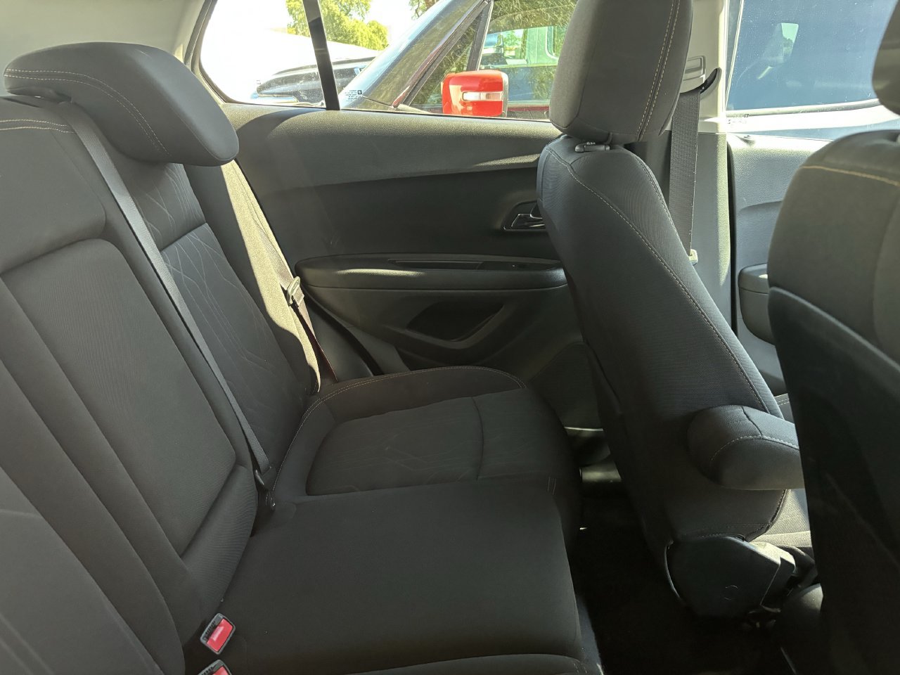 Used 2020 Chevrolet Trax LT FWD image 8