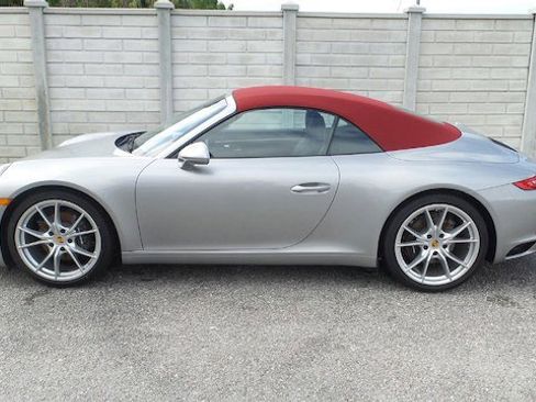 Certified 2017 Porsche 911 Carrera image 3