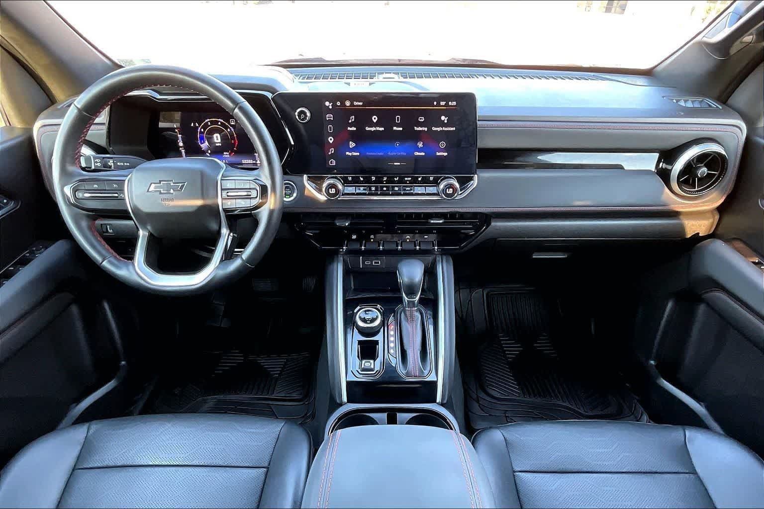 Used 2023 Chevrolet Colorado Z71 w/ Z71 Convenience Package 2 AWD/4WD image 10