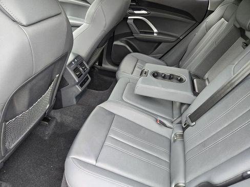 Certified 2025 Audi Q5 Premium Plus w/ Premium Plus AWD/4WD image 40