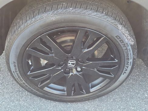 Used 2022 Honda Pilot Black Edition image 11