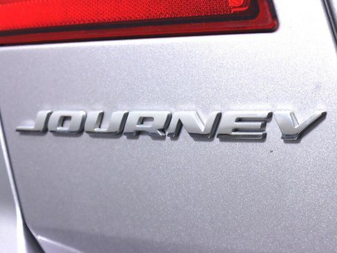 Used 2019 Dodge Journey SE w/ Connectivity Group image 31