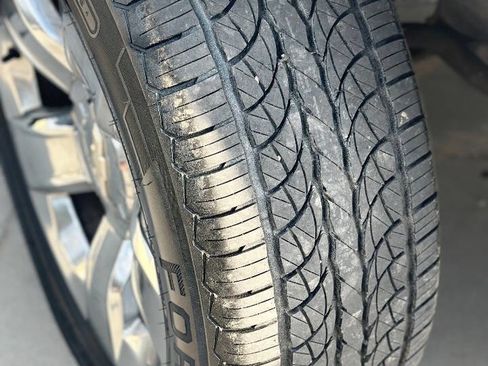 Used 2013 Chevrolet Avalanche LTZ image 14