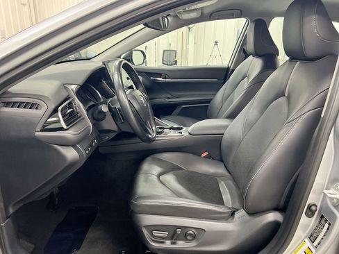 Used 2024 Toyota Camry XSE image 19