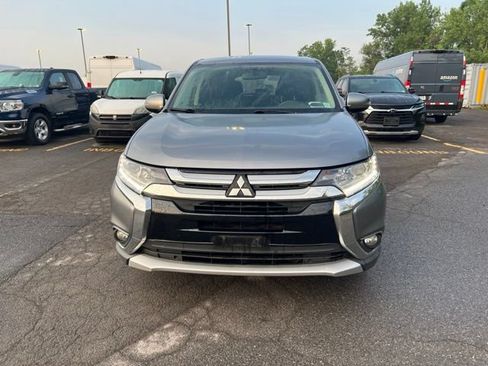 Used 2017 Mitsubishi Outlander SEL AWD/4WD image 6