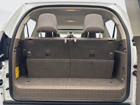 Used 2019 Lexus GX 460 Premium image 24