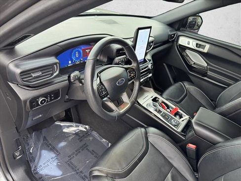 Used 2024 Ford Explorer ST w/ Equipment Group 401A image 12