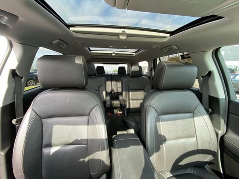 Used 2017 GMC Acadia SLT FWD image 30