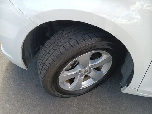 Used 2012 Toyota Sienna LE FWD image 21
