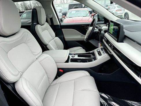 New 2026 Lincoln Aviator Reserve AWD/4WD image 22