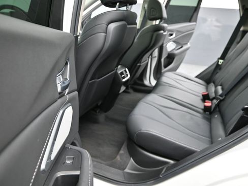 Used 2025 Acura RDX w/Technology Package image 10