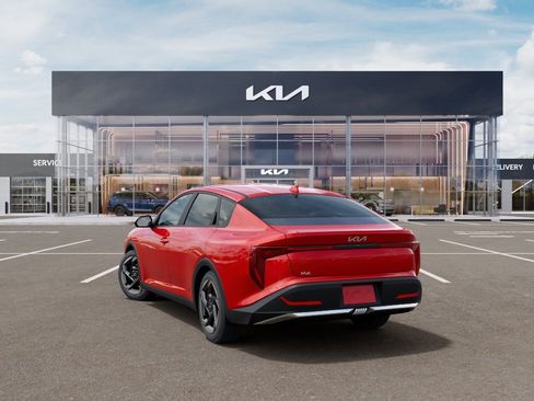 New 2026 Kia K4 EX FWD image 4