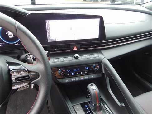 Used 2025 Hyundai Elantra N Line image 12