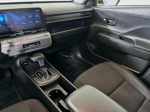 Used 2024 Hyundai Kona SEL FWD image 21