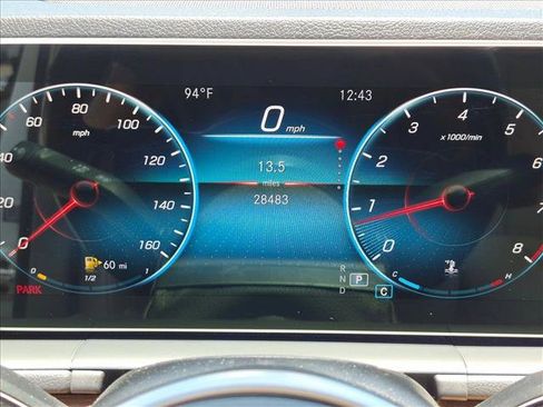 Used 2022 Mercedes-Benz GLE 350 4MATIC image 11