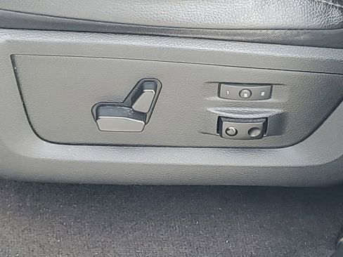Used 2017 RAM 1500 Laramie w/ Convenience Group RWD image 16