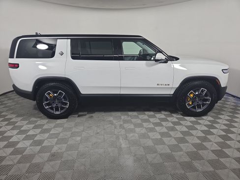 Used 2023 Rivian R1S Adventure AWD/4WD image 40