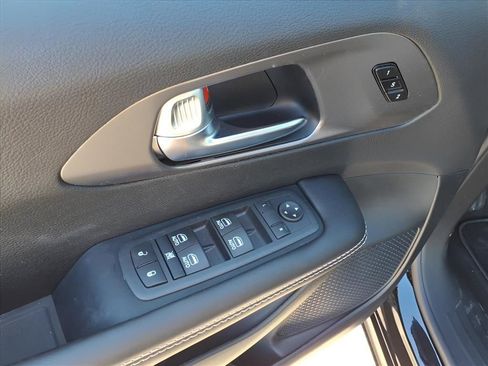 New 2026 Chrysler Pacifica Select w/ S Appearance Package image 17