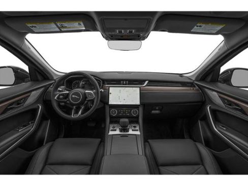 Used 2022 Jaguar F-PACE SVR image 8