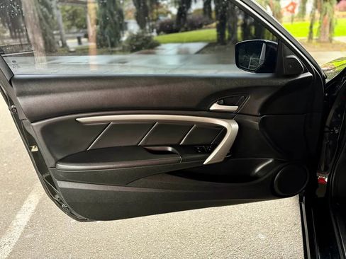 Used 2011 Honda Accord EX-L image 35