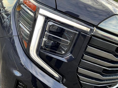 Used 2023 GMC Sierra 1500 AT4 image 23